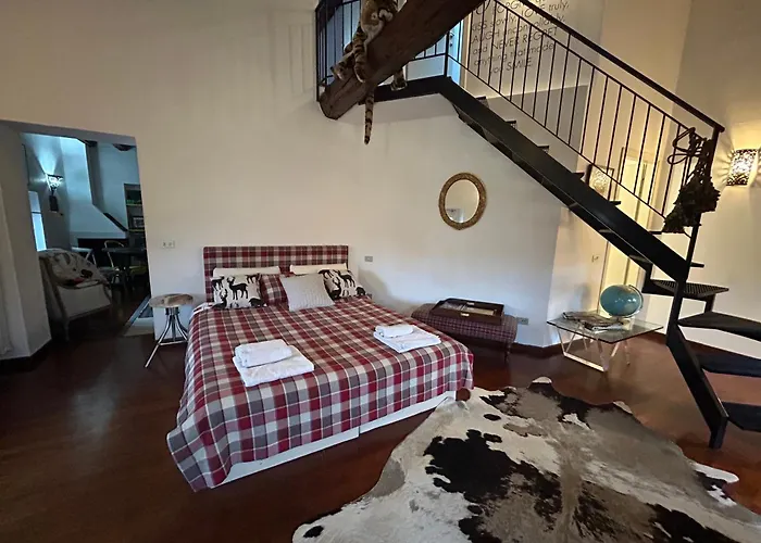 Casa Tiare, Artsy Apartment Zona Brera Moscova